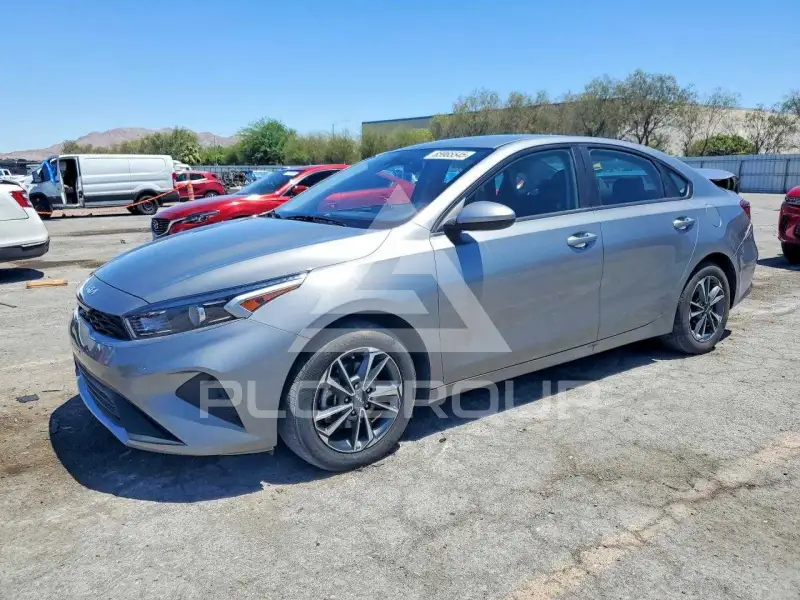 2024 KIA Forte фото