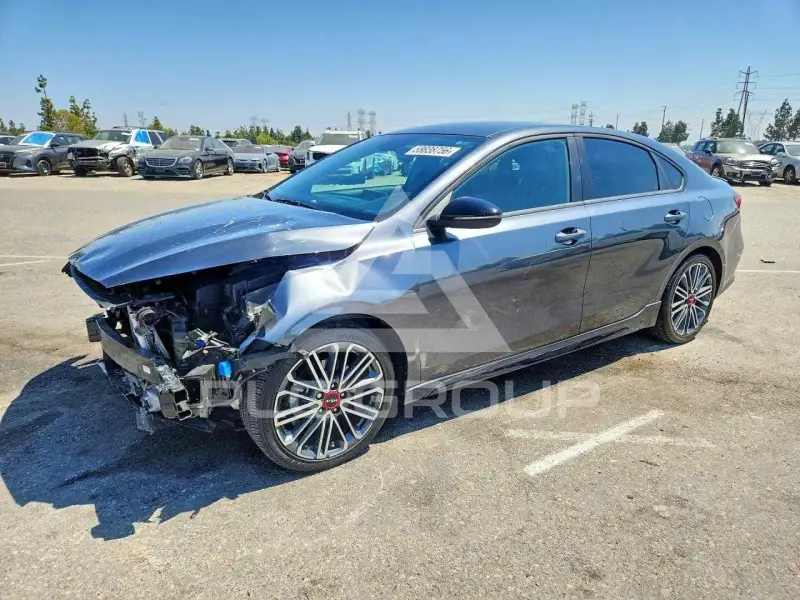 2024 KIA Forte фото