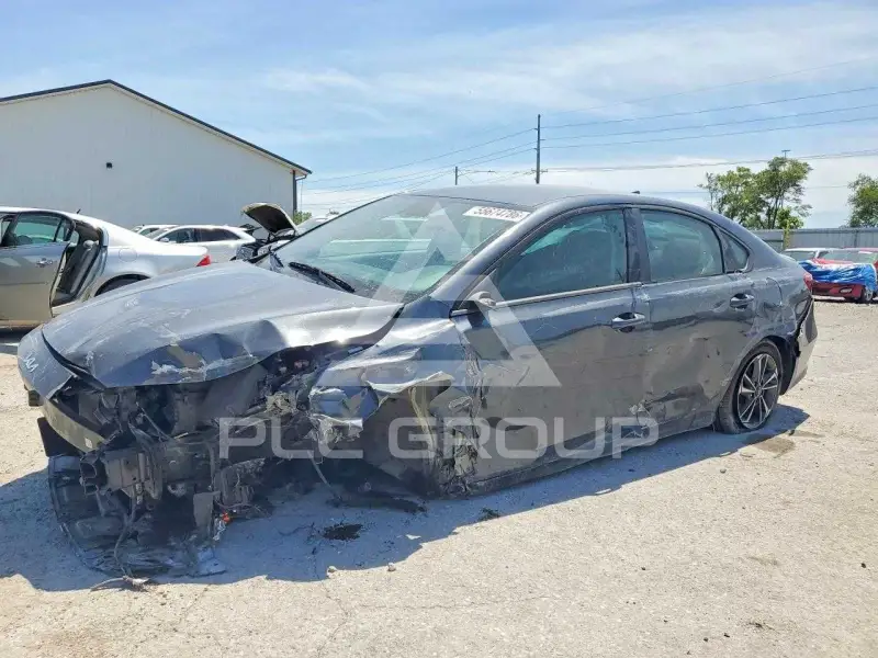 2024 KIA Forte фото