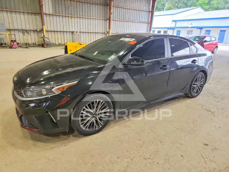 2024 KIA Forte фото