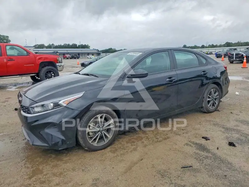 2024 KIA Forte фото