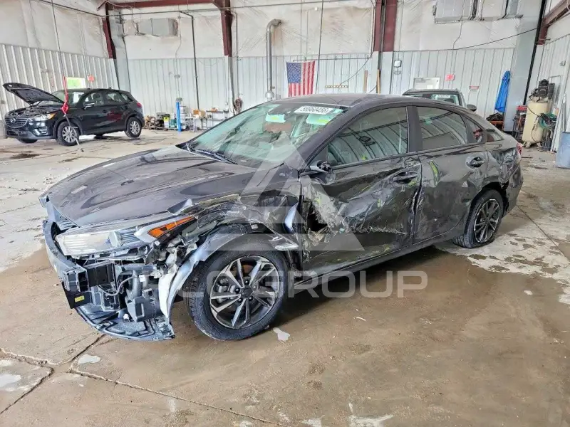2024 KIA Forte photo