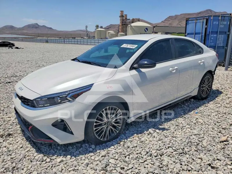 2024 KIA Forte фото