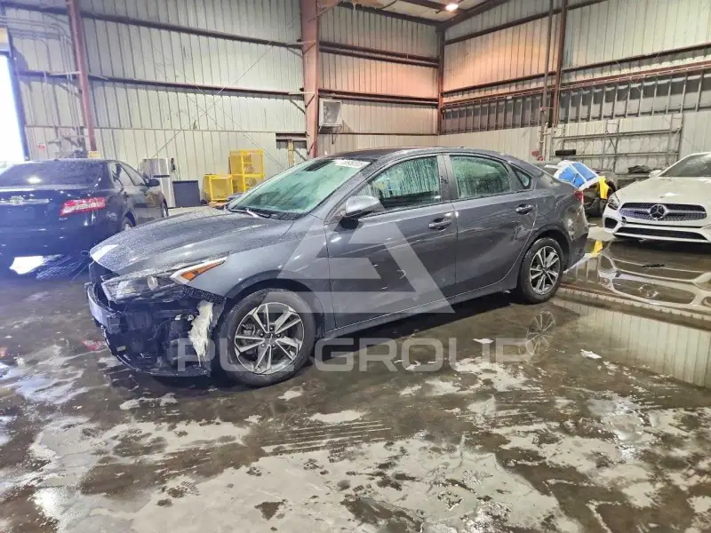 2024 KIA Forte фото
