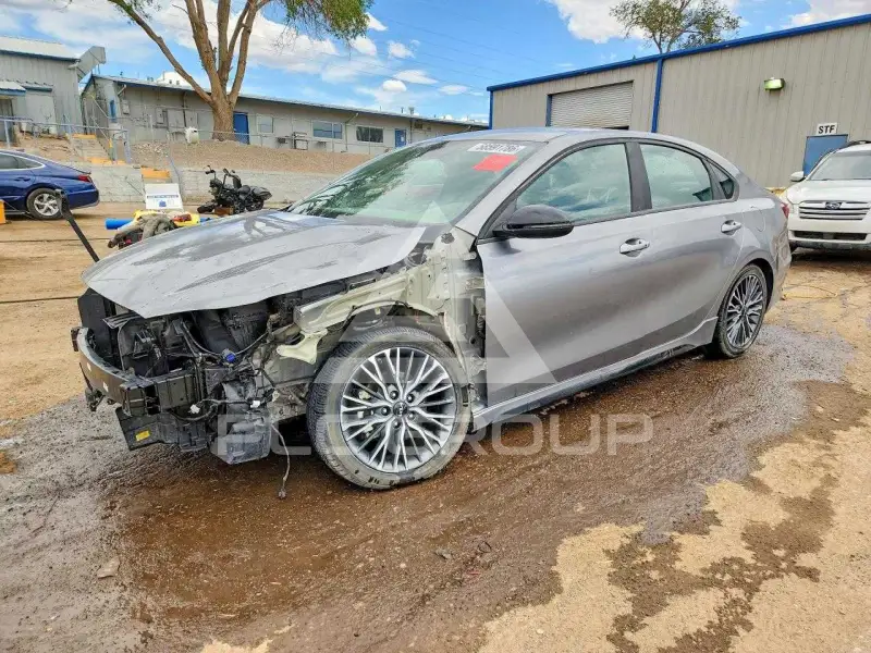 2024 KIA Forte фото