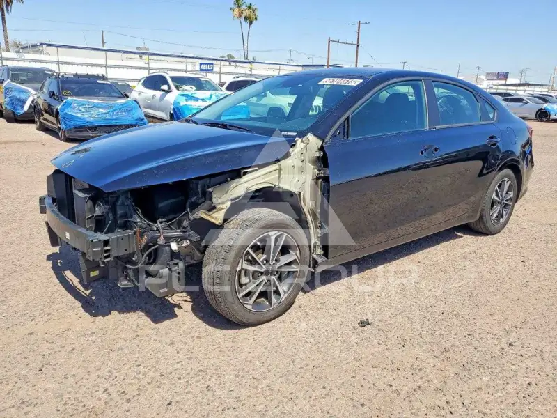 2024 KIA Forte фото