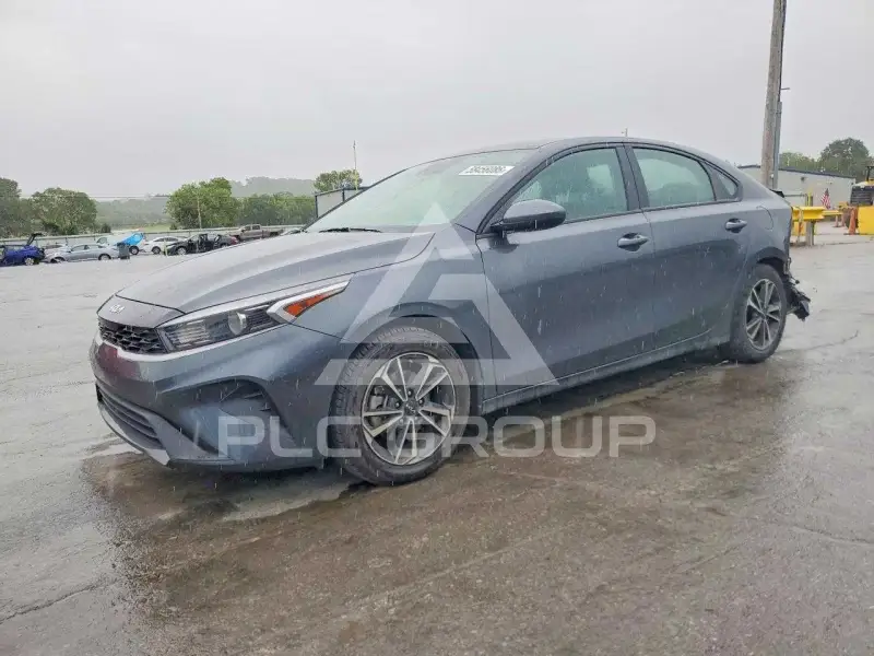 2024 KIA Forte фото