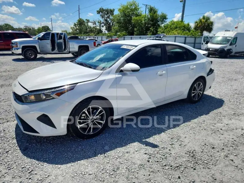 2024 KIA Forte photo