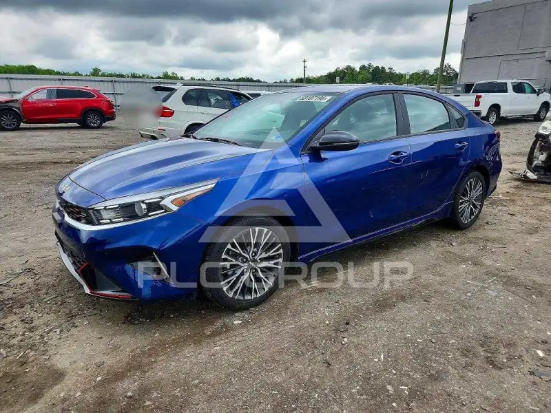 2024 KIA Forte фото