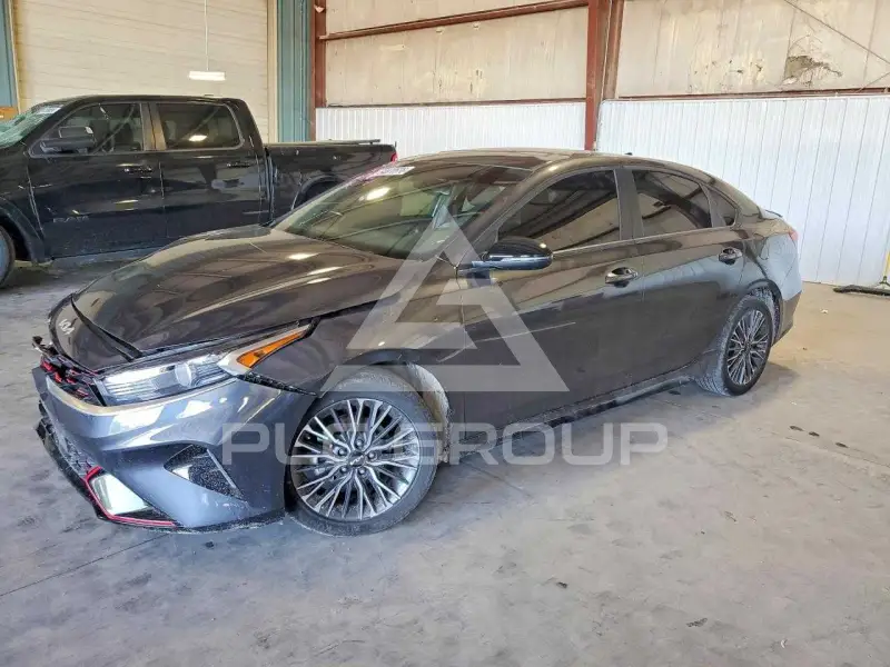 2024 KIA Forte фото