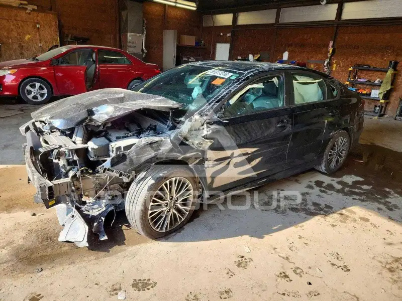 2024 KIA Forte фото