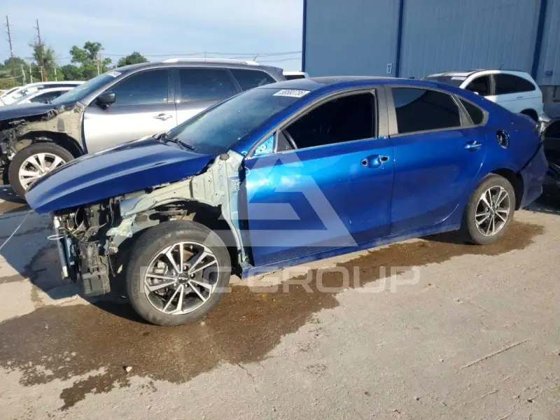 2024 KIA Forte фото
