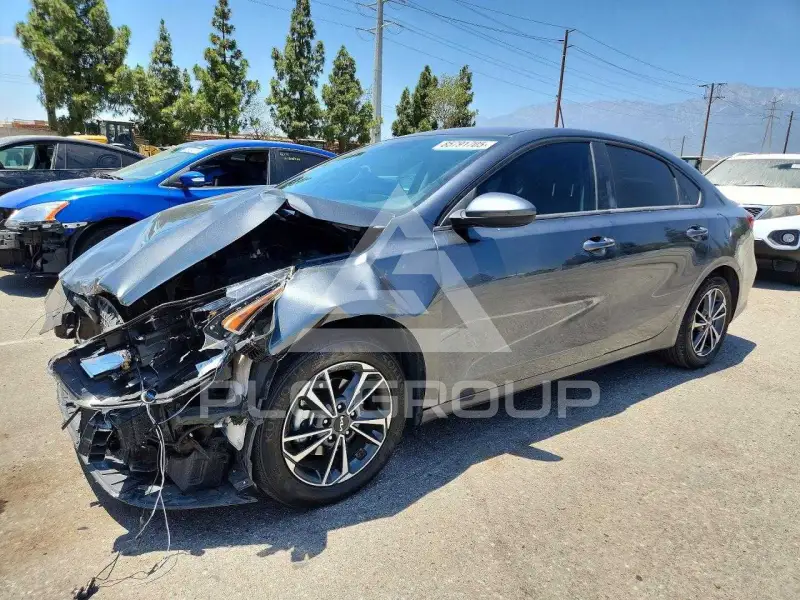 2024 KIA Forte фото