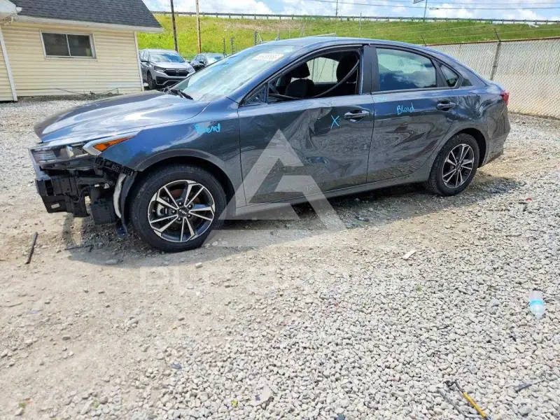 2024 KIA Forte фото