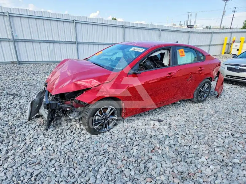 2024 KIA Forte фото