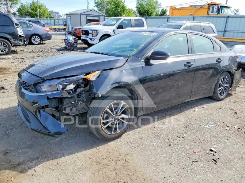 2024 KIA Forte фото