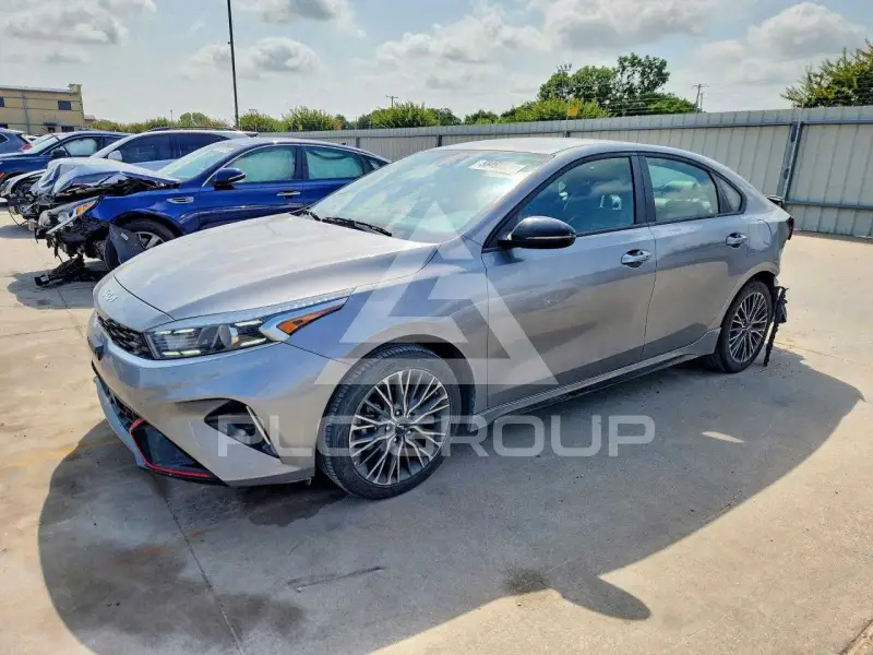 2024 KIA Forte фото