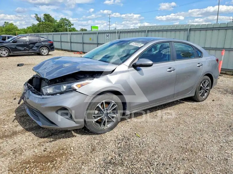 2024 KIA Forte фото