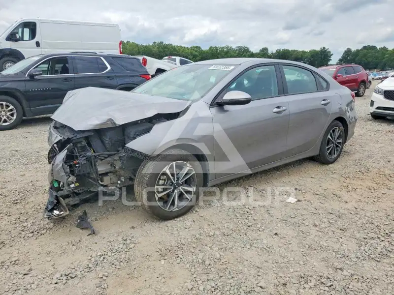 2024 KIA Forte фото