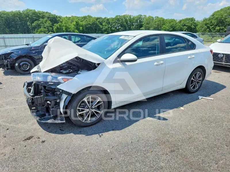 2024 KIA Forte фото