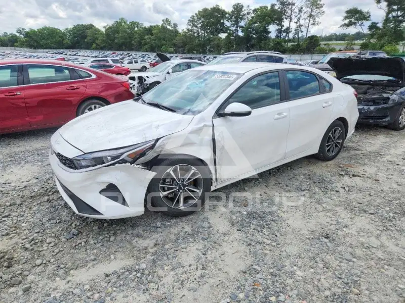 2024 KIA Forte фото