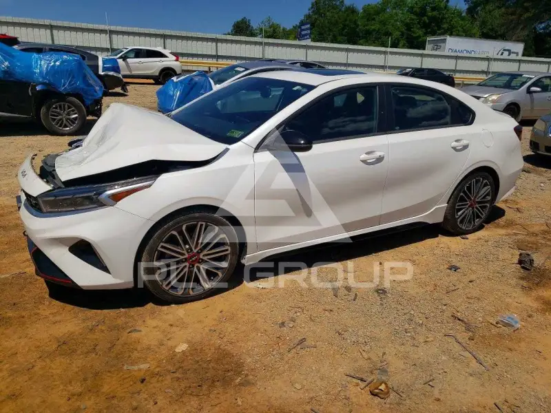 2024 KIA Forte фото
