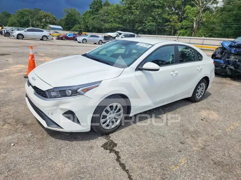 2024 KIA Forte photo