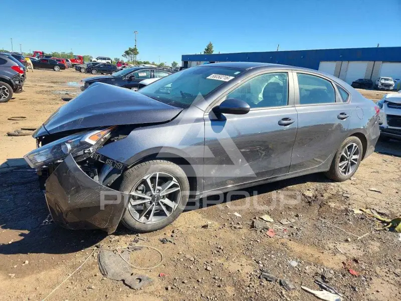 2024 KIA Forte фото