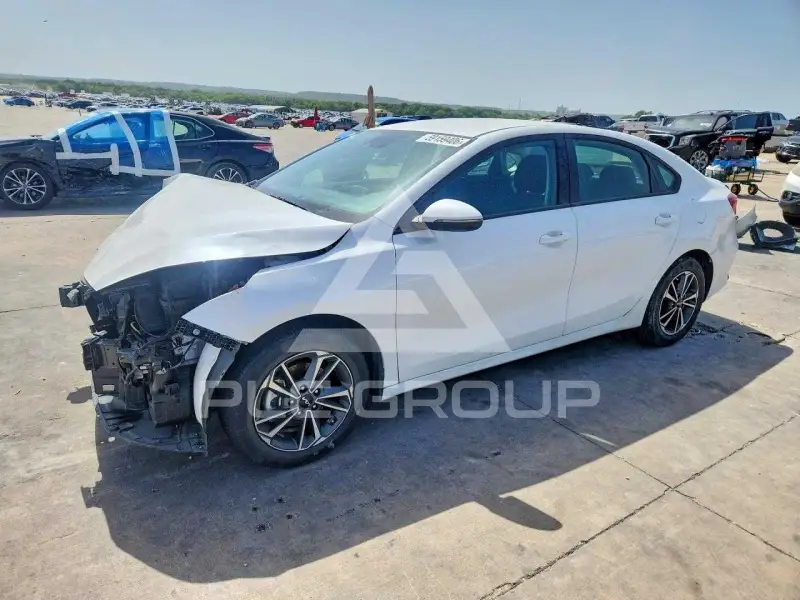 2024 KIA Forte photo
