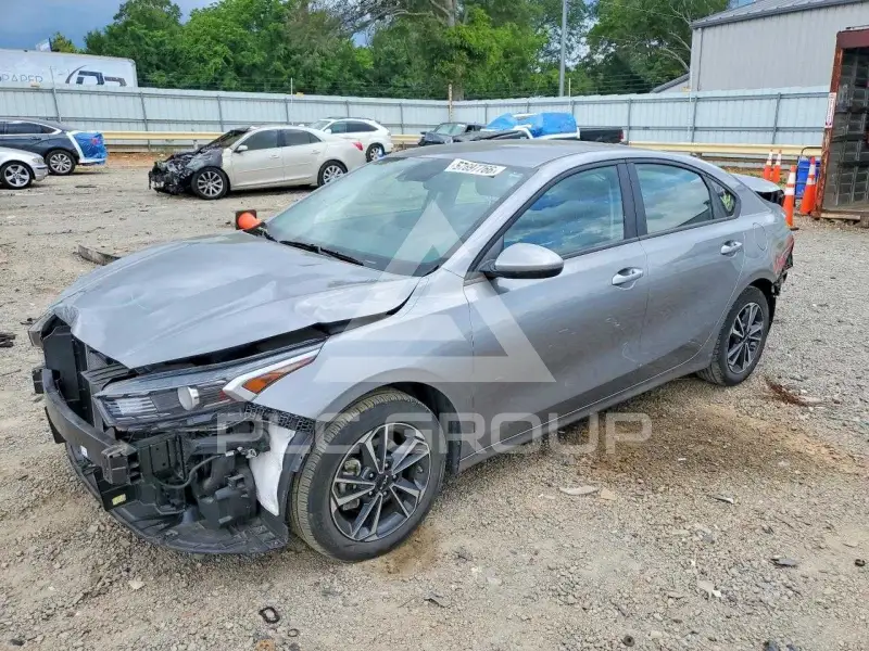 2024 KIA Forte photo