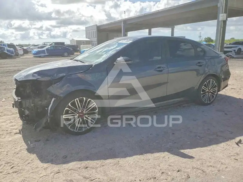 2024 KIA Forte photo