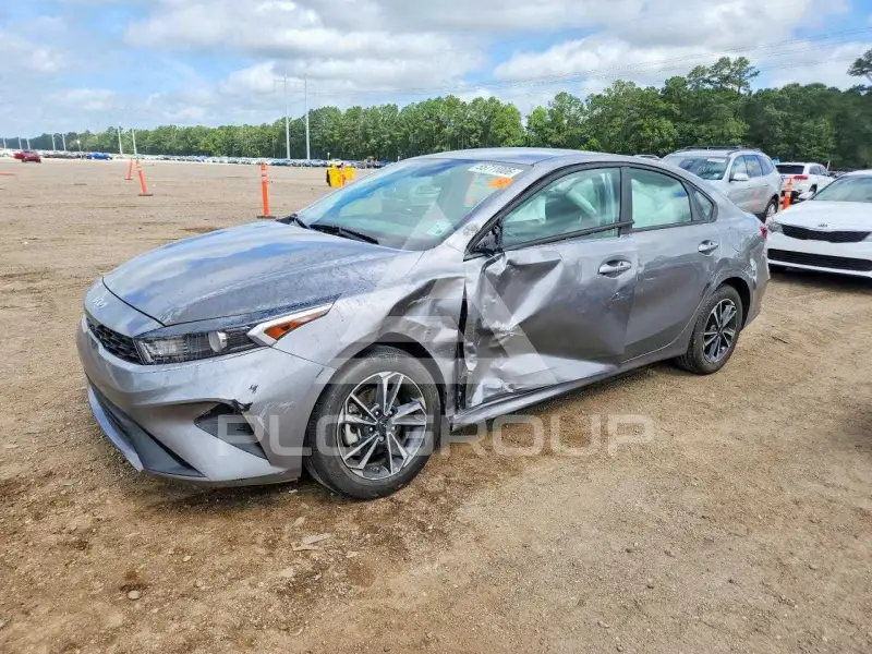 2024 KIA Forte фото
