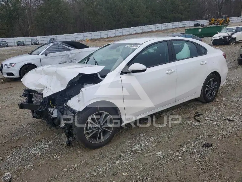 2024 KIA Forte фото