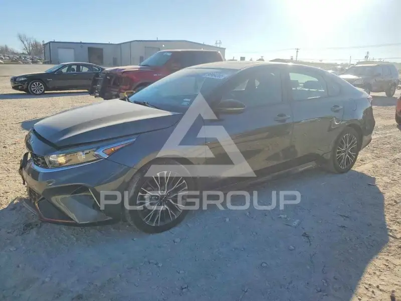 2024 KIA Forte фото