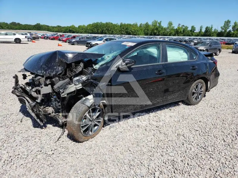 2024 KIA Forte фото