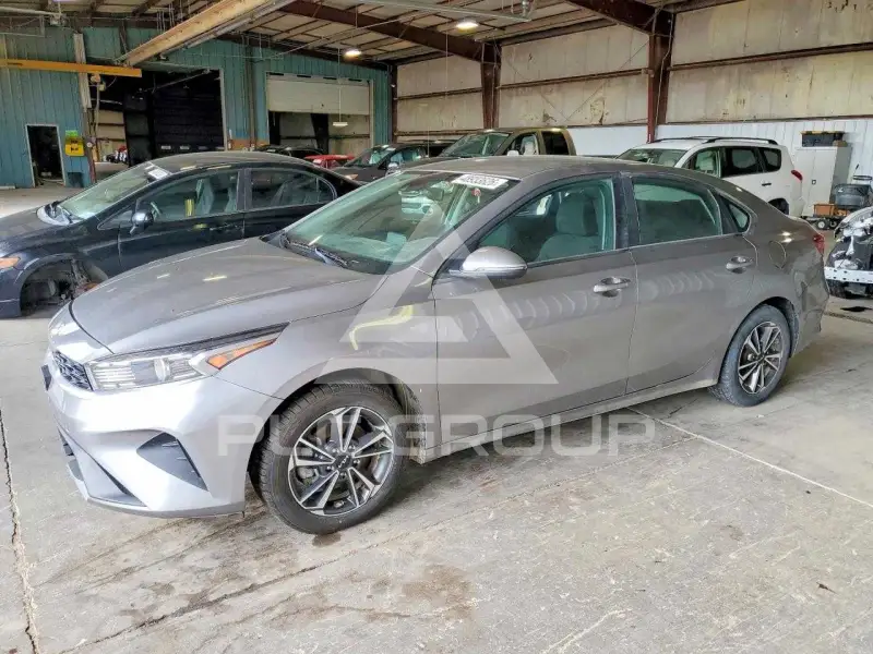 2024 KIA Forte фото