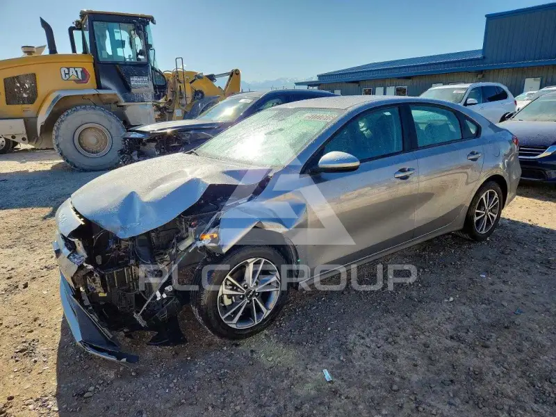 2024 KIA Forte фото