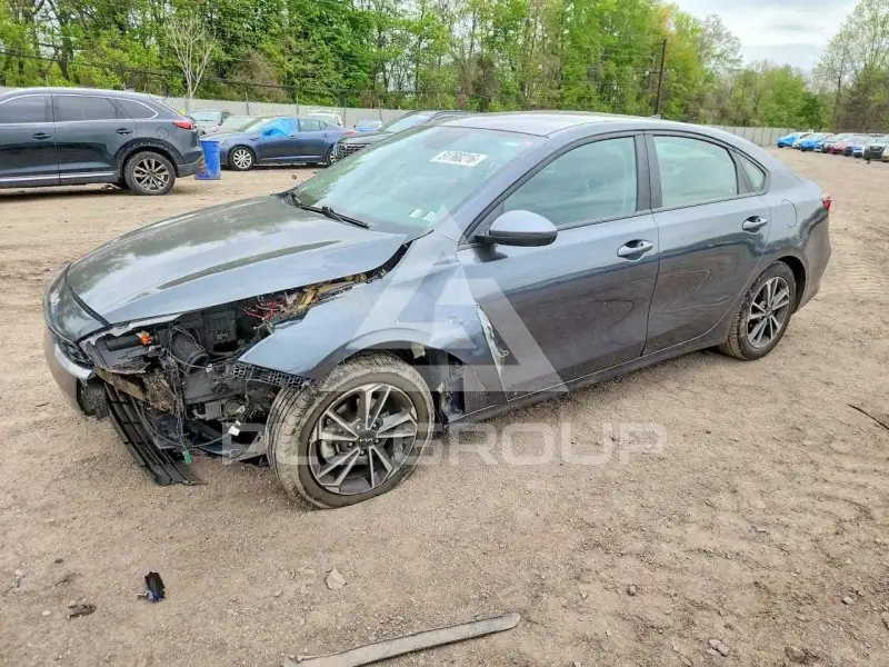 2024 KIA Forte фото