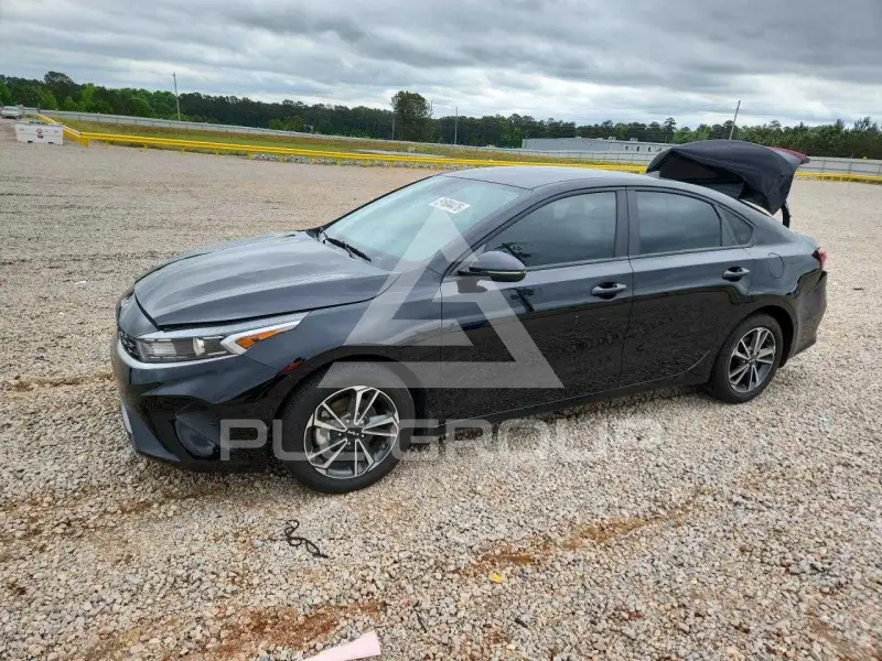 2024 KIA Forte фото