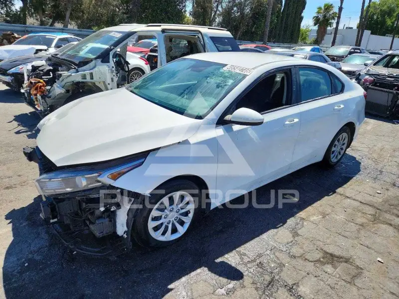 2024 KIA Forte фото