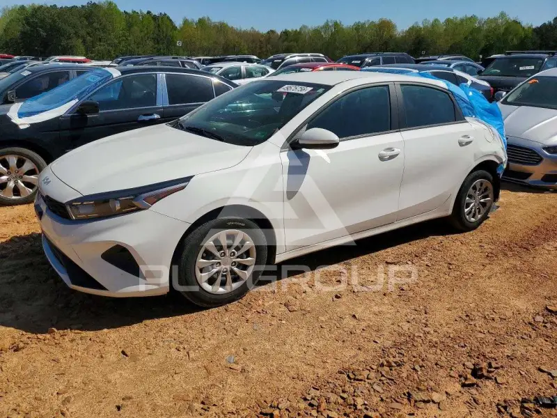2024 KIA Forte фото