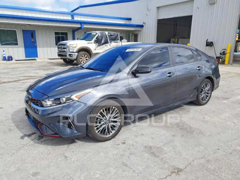 2024 KIA Forte фото
