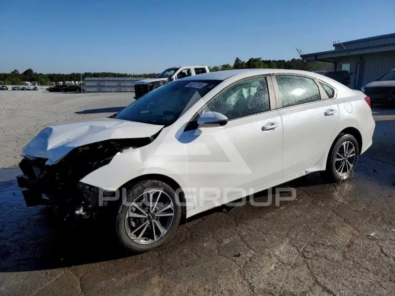 2024 KIA Forte photo