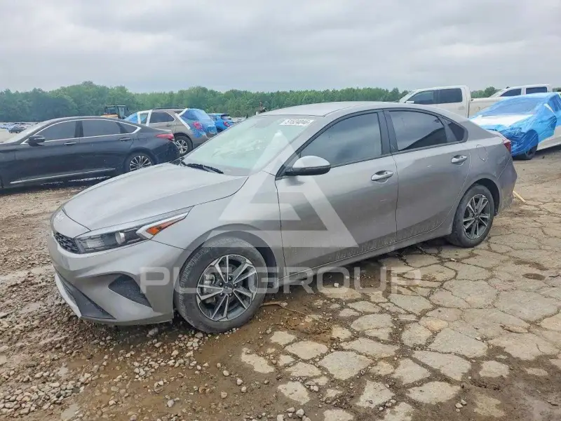2024 KIA Forte фото