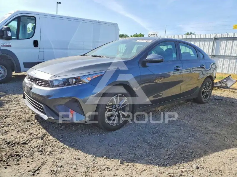 2024 KIA Forte фото
