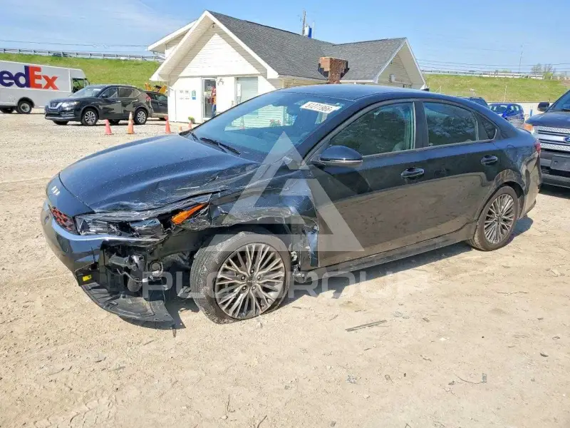 2024 KIA Forte фото