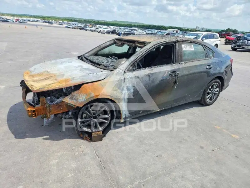 2024 KIA Forte photo