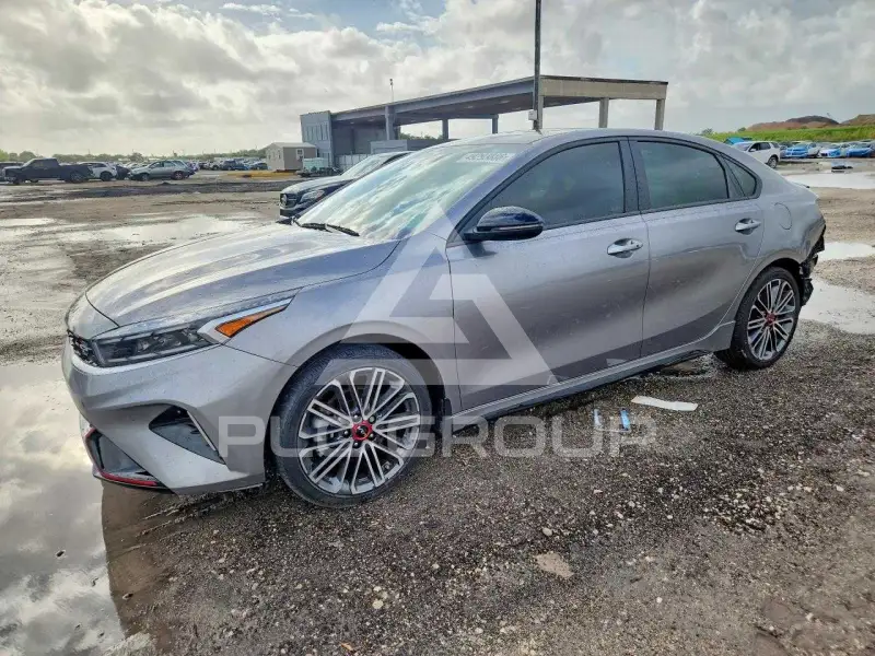 2024 KIA Forte фото