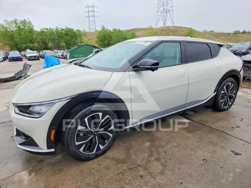 2024 KIA EV фото