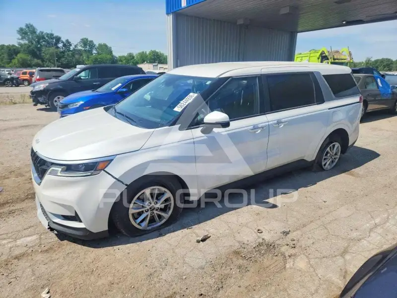 2024 KIA Carnival фото